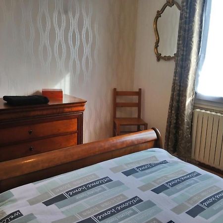 Chambre Au Calme Et Simple, Cuisine A Dispo แซ็ง-โปล-เดอ-ลีอง ภายนอก รูปภาพ