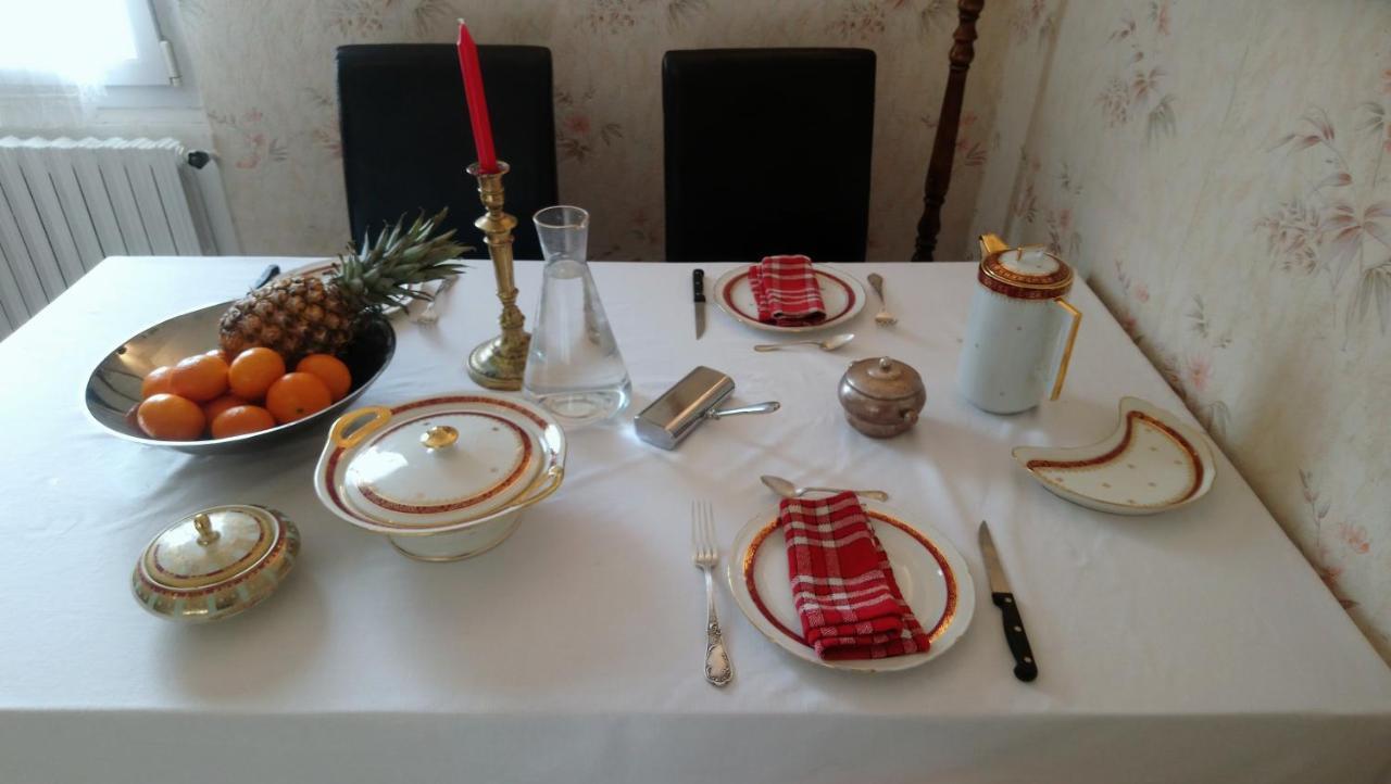 Chambre Au Calme Et Simple, Cuisine A Dispo แซ็ง-โปล-เดอ-ลีอง ภายนอก รูปภาพ