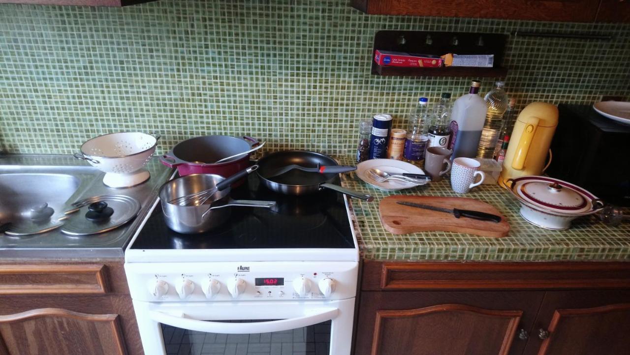 Chambre Au Calme Et Simple, Cuisine A Dispo แซ็ง-โปล-เดอ-ลีอง ภายนอก รูปภาพ