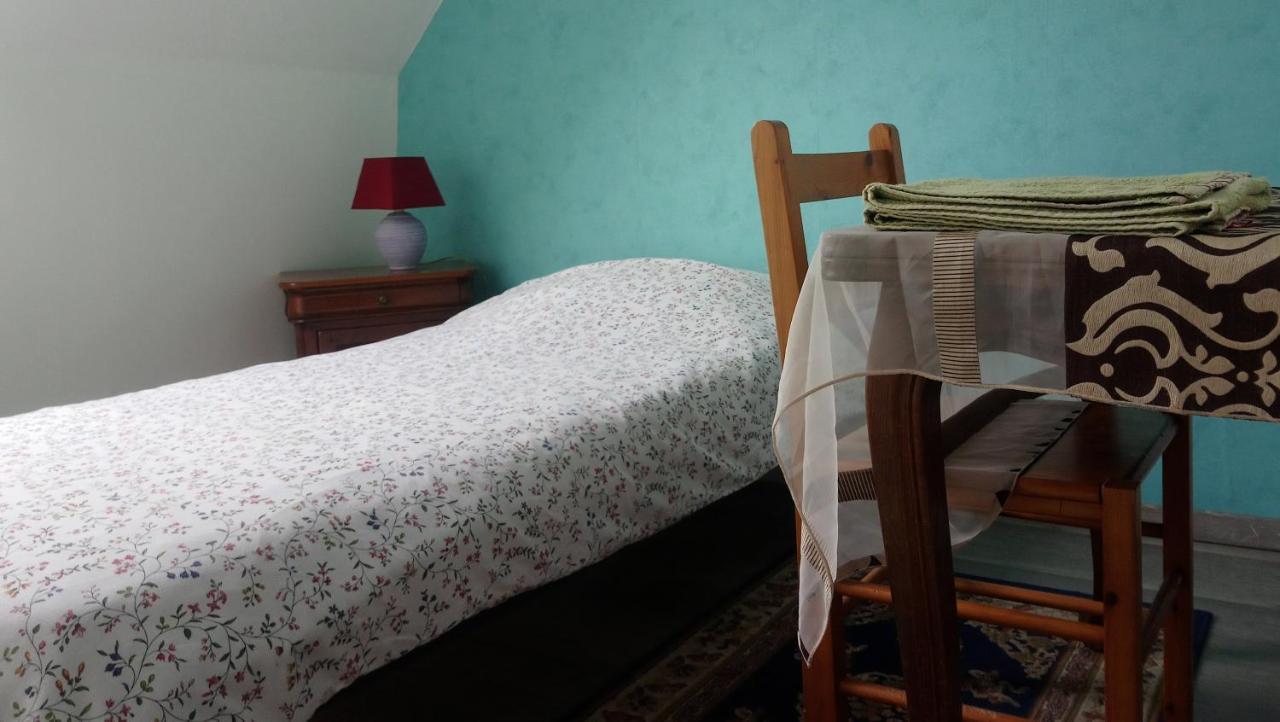 Chambre Au Calme Et Simple, Cuisine A Dispo แซ็ง-โปล-เดอ-ลีอง ภายนอก รูปภาพ